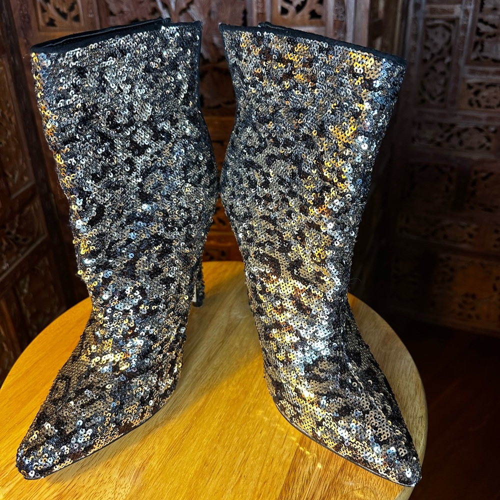 Metallic 🪩 showstopper heeled boot by ShoeDazzle